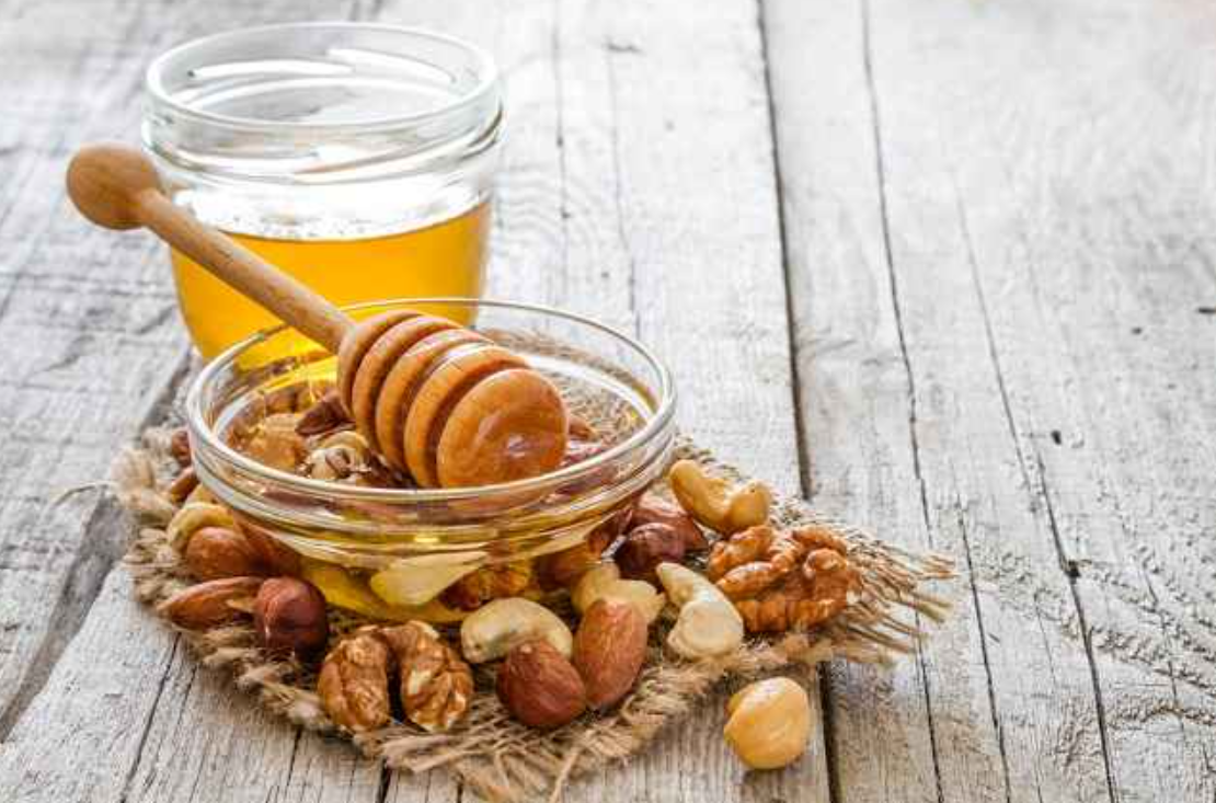 Makanan dan Minuman yang Perlu Dihindari Bayi di Bawah 1 Tahun